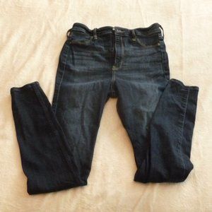 Hollister high rise legging dark wash blue jeans 9 R 29 x 28